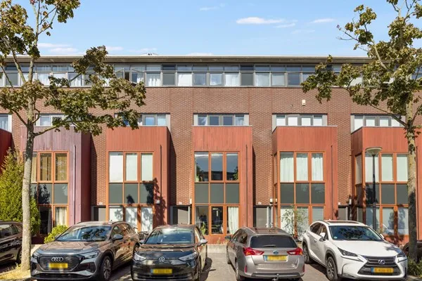 Tussenwoning te koop: Valutaboulevard 47, De Aker-Oost Amsterdam