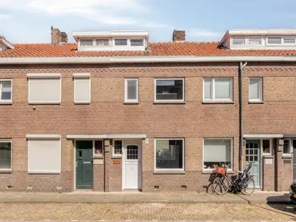 Tussenwoning te koop: Van Alkemadestraat 7, Hoefstraat Zuid Tilburg