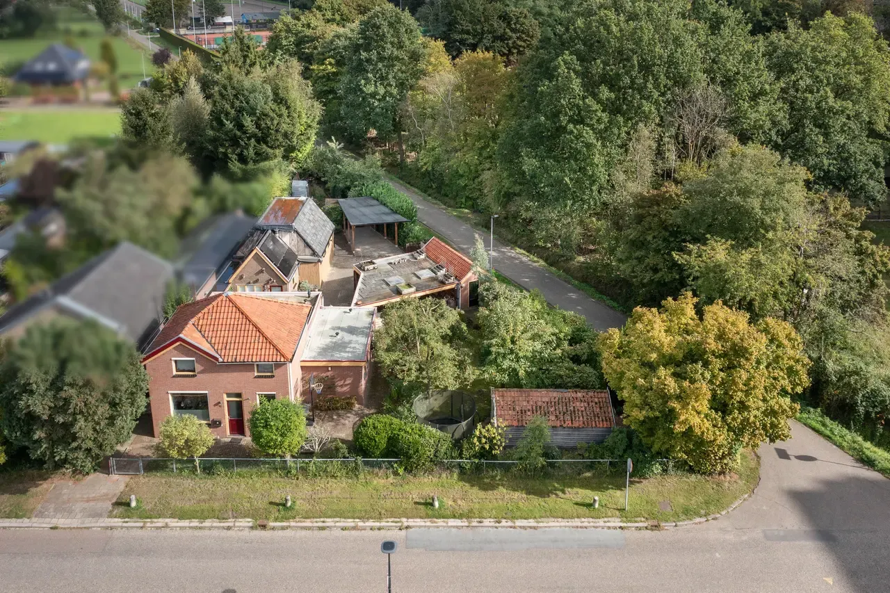 Vrijstaande woning te koop: van Alphenstraat 11, Hengelo