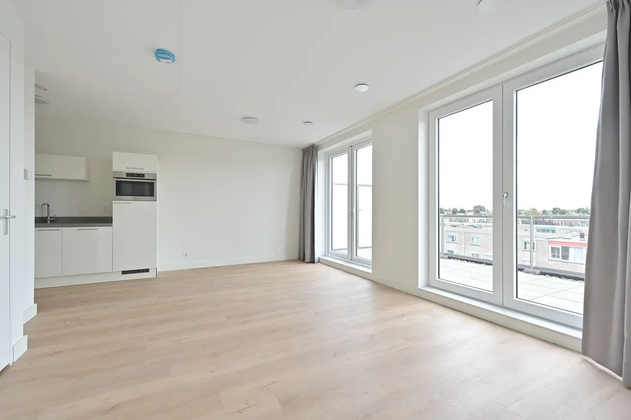 Appartement te huur: van Alphenstraat 62T, Voorburg