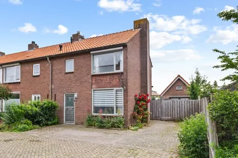 Hoekwoning te koop: Van Amstelstraat 8, Afferden Afferden (Ge)