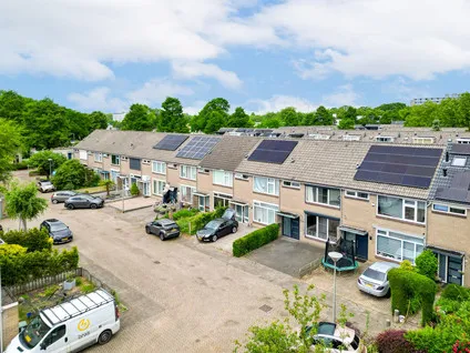 Tussenwoning te koop: Van Anrooijstraat 114, Wagenaarstraat en omgeving Oss