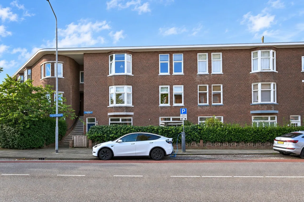 Appartement te koop: van Arembergelaan 12, Voorburg