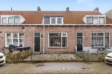 Tussenwoning te koop: van Asbeckstraat 38, Achter de Hoven Leeuwarden