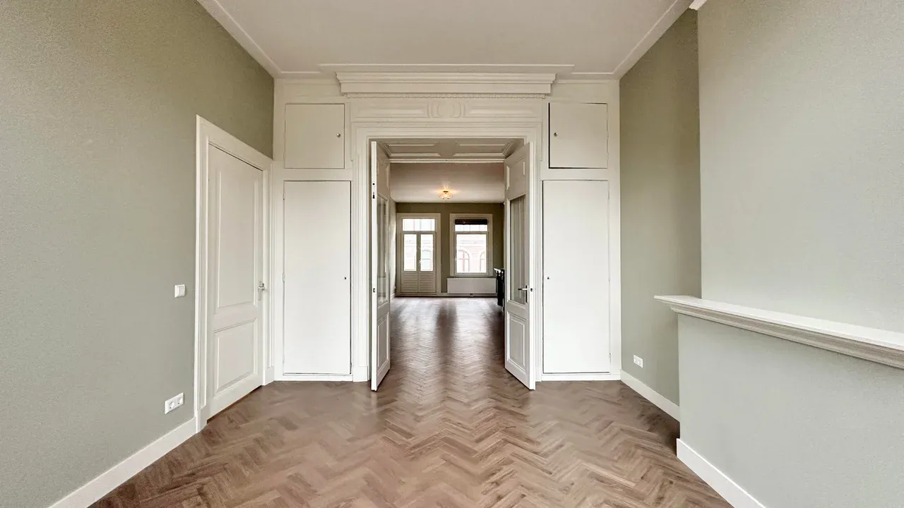 Woning te huur: Van Baerlestraat, Amsterdam