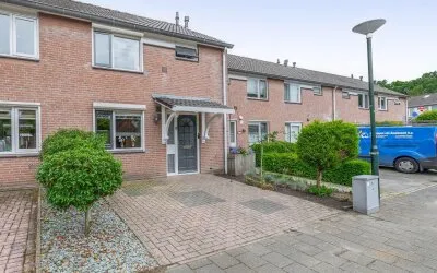 Tussenwoning te koop: Van Beethovenstraat 5, Plein 1 Schijndel