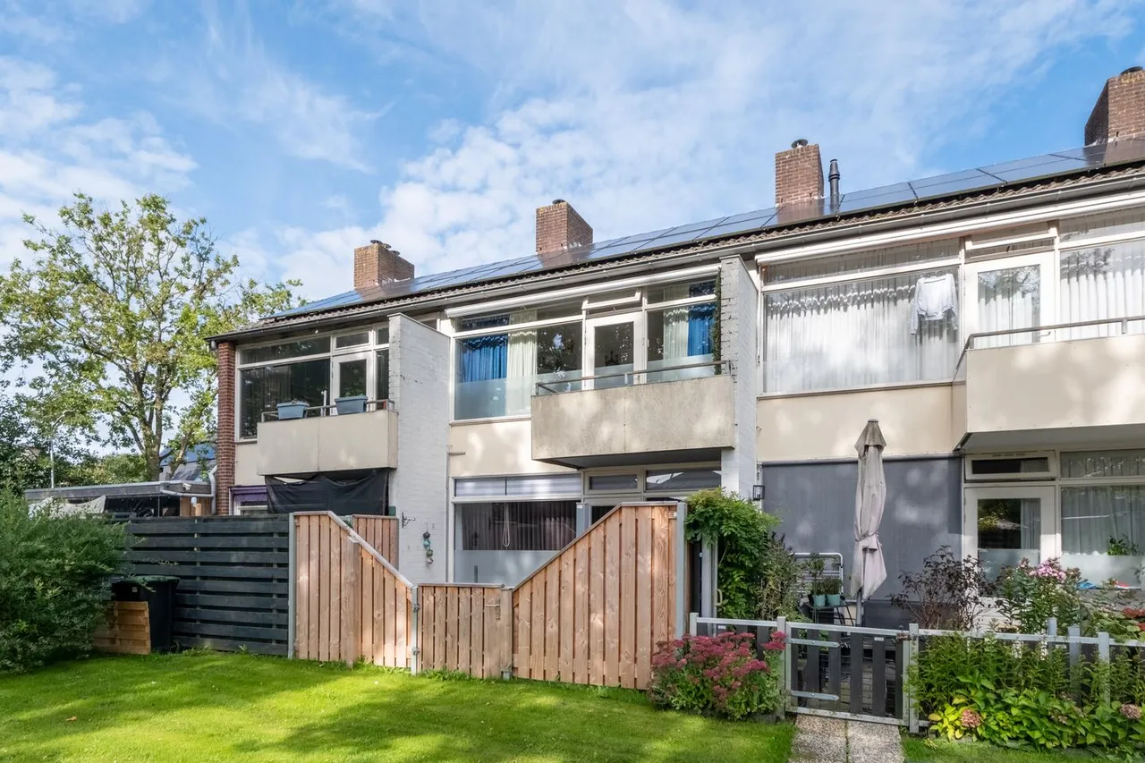 Appartement te koop: van Bergenstraat 65, Roden