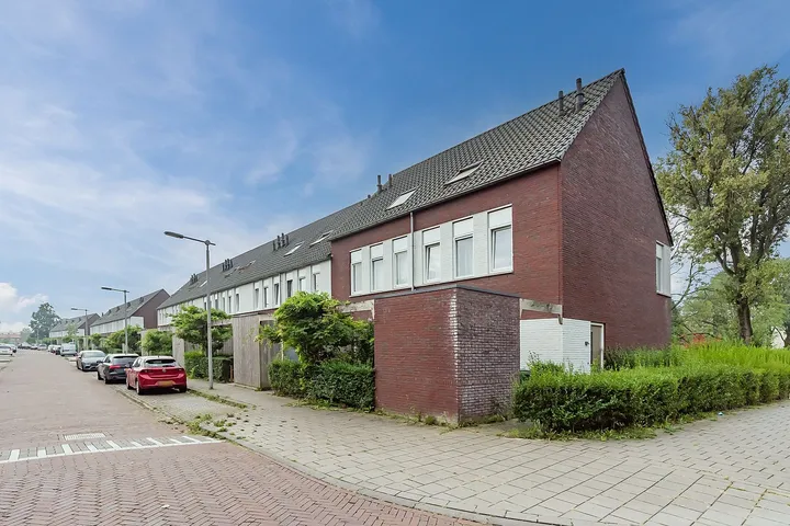 Tussenwoning te huur: Van Berkumstraat 58, Zeegsingel e.o. Arnhem
