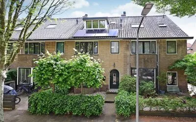 Tussenwoning te koop: Van Beuningenstraat 27, Staatsliedenkwartier Hilversum