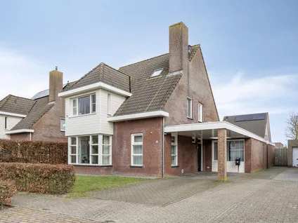 Vrijstaande woning te koop: Van Bijsterveldtstraat 20, Haghorst Haghorst