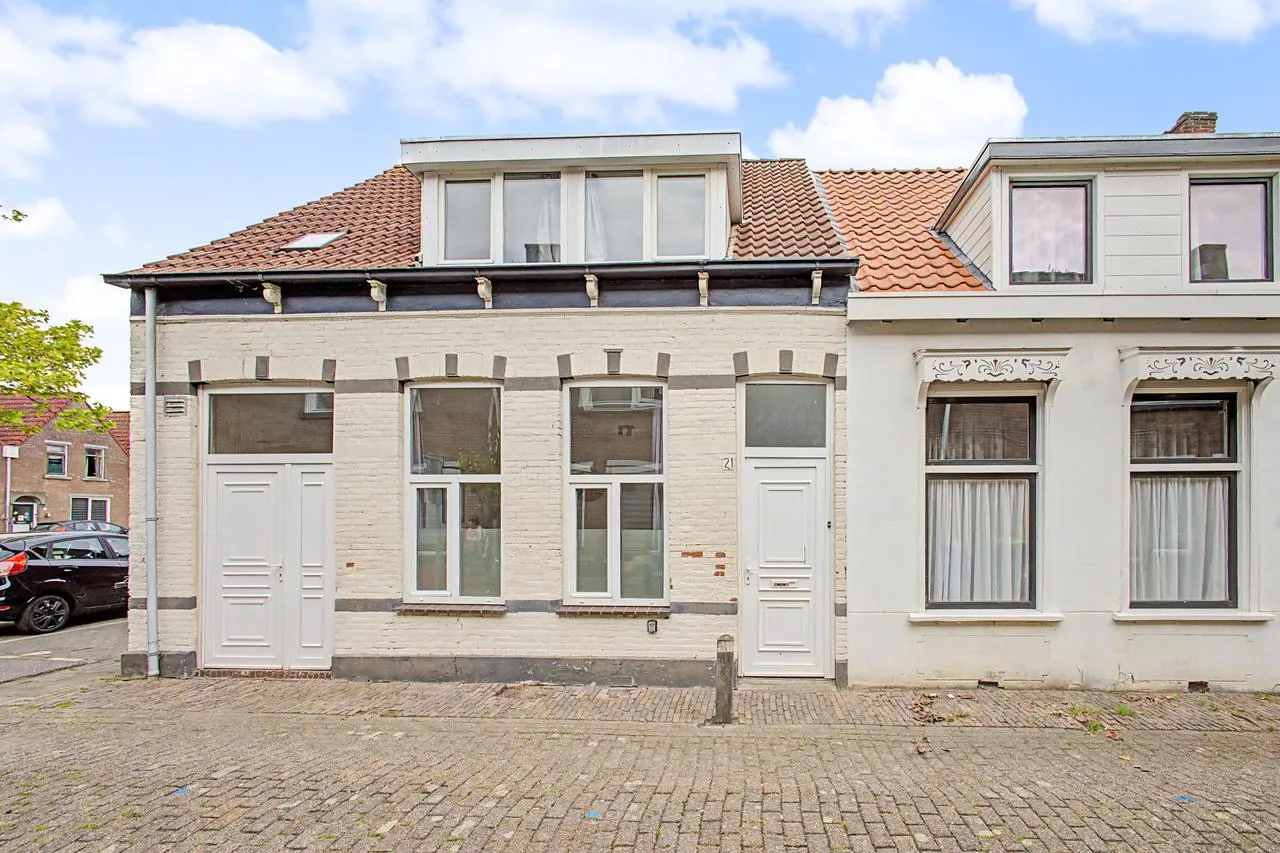 Hoekwoning te koop: van Bovenstraat 21, Terneuzen