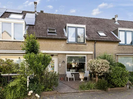 Tussenwoning te koop: Van Bronkhorstvliet 31, Molenvliet 1 Barendrecht