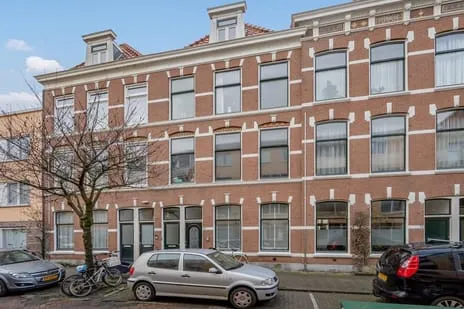 Apartment for sale: Van Bylandtstraat 68, Koningsplein e.o. 'S-Gravenhage