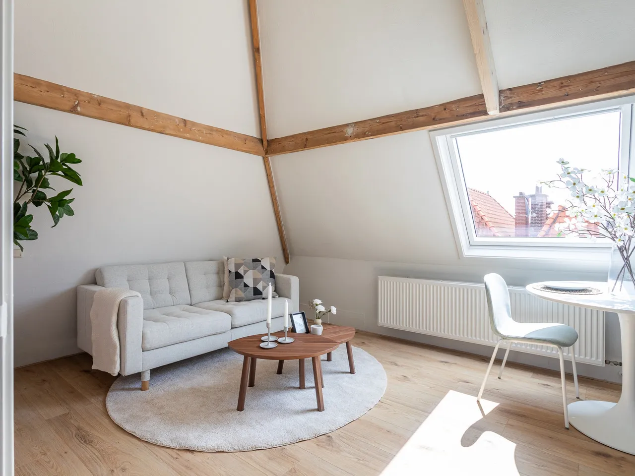 Studio te koop: Van Bylandtstraat 87B, 'S-Gravenhage