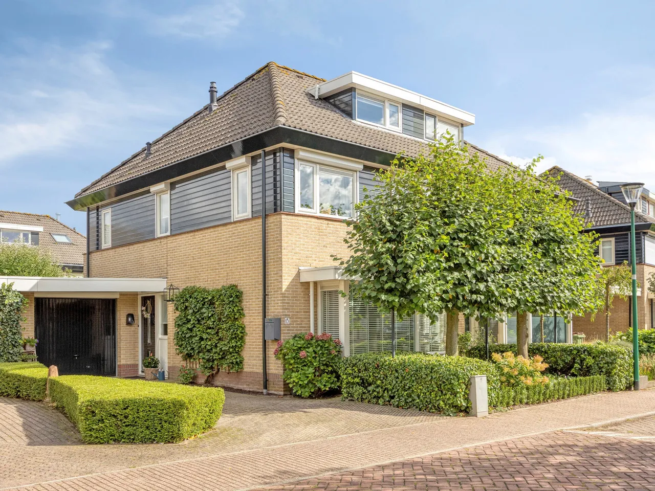 Tussenwoning te koop: Van Culemborglaan 13, Renswoude