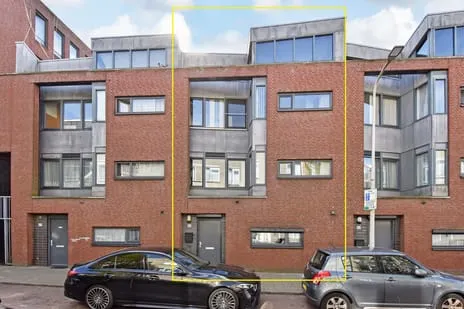 Tussenwoning te koop: Van de Veldestraat 55, Schildersbuurt-West 'S-Gravenhage