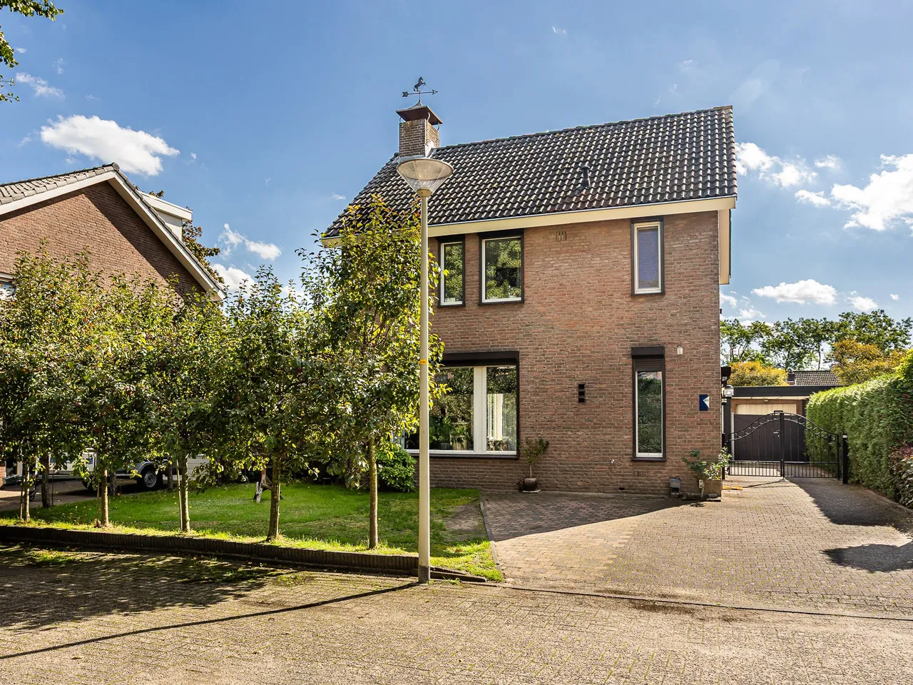 Vrijstaande woning te koop: Van de Veldeweg 85, Groesbeek