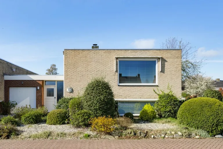 Hoekwoning te koop: Van den boetzelaarstraat 7, Haelen