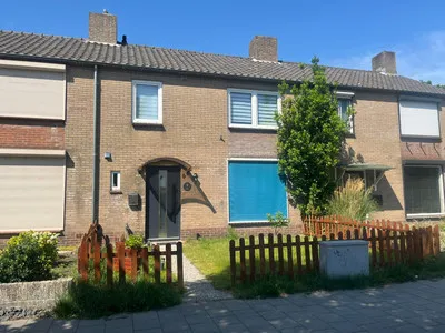 Terraced house for sale: van den Kerkhoffstraat 9, Sint-Michielsgestel Sint-Michielsgestel