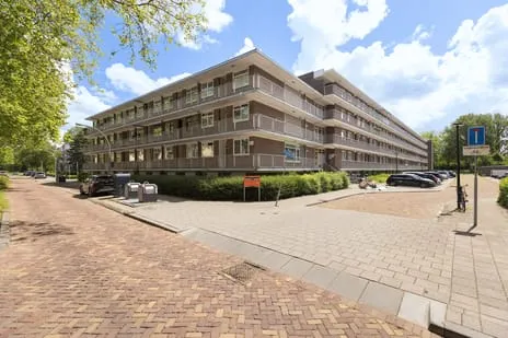 Apartment for sale: van der Duyn van Maasdamlaan 112C, Babberspolder Oost Vlaardingen
