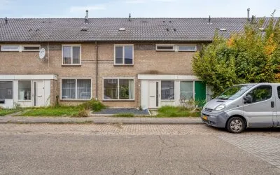 Tussenwoning te koop: van der Duyn Van Maasdamstraat 7, Veghel Zuid 1 Veghel