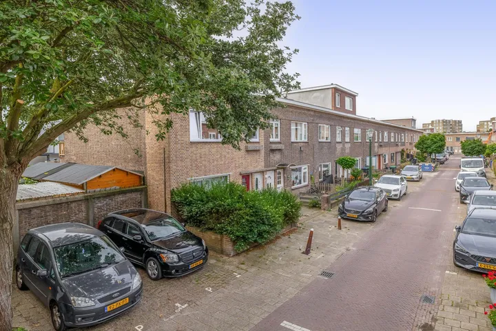 Appartement te koop: Van der Gaagstraat 52, Houtwijk 'S-Gravenhage