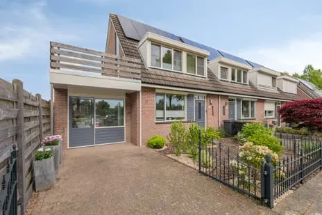 Hoekwoning te koop: van der Goesstraat 89, West Duiven