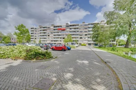 Appartement te koop: Van der Helmstraat 368, Het Lage Land Rotterdam