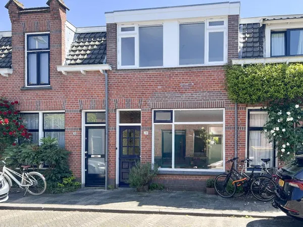 Tussenwoning te huur: Van der Helststraat 28, Schildersbuurt Utrecht