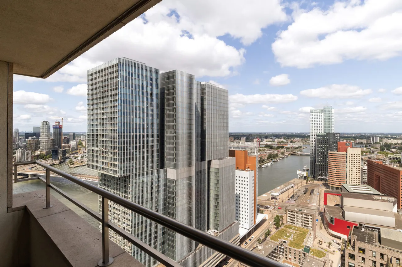 Appartement te koop: Van der Hoevenplein 167, Rotterdam