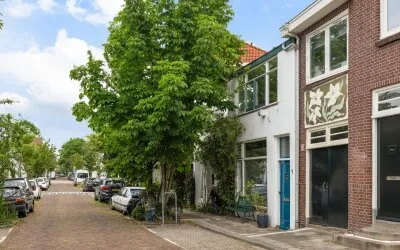 Tussenwoning te koop: Van der Mondestraat 1, Tuinwijk-West Utrecht