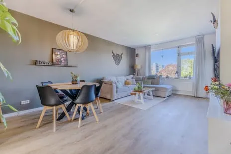 Apartment for sale: van der Ploegstraat 23, Onderwijzersbuurt Heemskerk