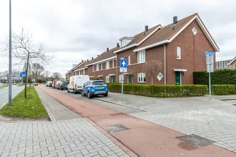 Tussenwoning te huur: Van der Sasstraat 30, Kleinpolder Rotterdam