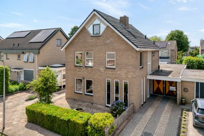 Vrijstaande woning te koop: van der Sluisweg 19, Noordscheschut kern Noordscheschut