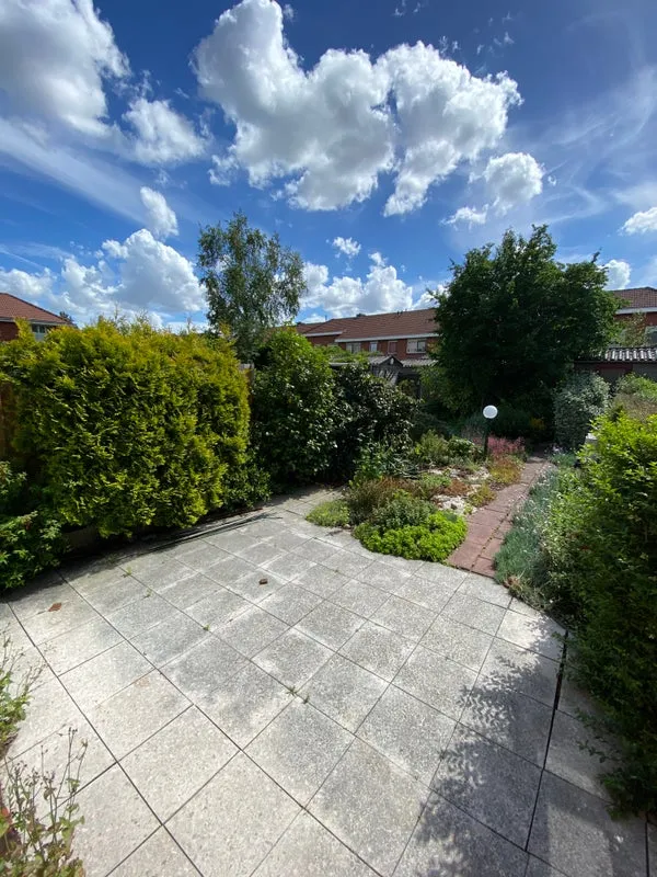 Tussenwoning te huur: Van der Veldelaan 6, Molenlaankwartier Rotterdam