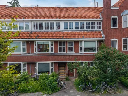 Appartement te koop: Van der Waalsstraat 1B, Grunobuurt Groningen