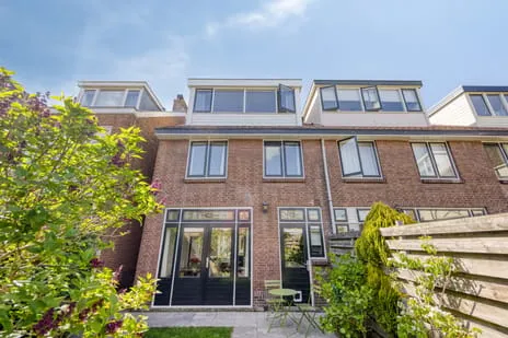 Hoekwoning te koop: Van der Waalsstraat 38, Professorenwijk-West Leiden