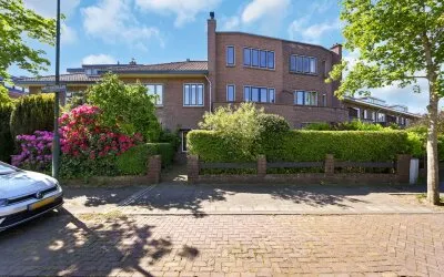 Tussenwoning te koop: van Deventerlaan 34, Voorburg Oud noord Voorburg
