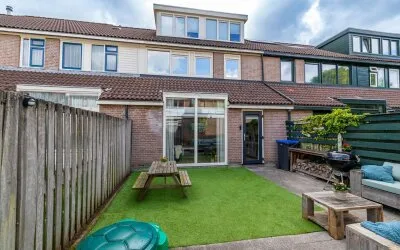 Tussenwoning te koop: Van Deyssellaan 21, De Wijert-Zuid Groningen