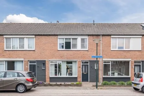 Tussenwoning te koop: van Diemenstraat 26, Veghel Zuid 2 Veghel