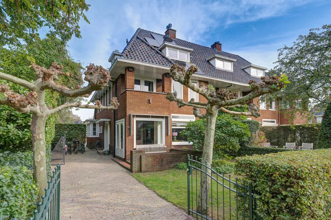 Hoekwoning te koop: van Dijcklaan 6, Naarden
