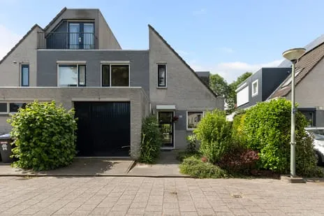 Hoekwoning te koop: Van Doesburg-erf 88, Van Ravesteijn-erf en omgeving Dordrecht