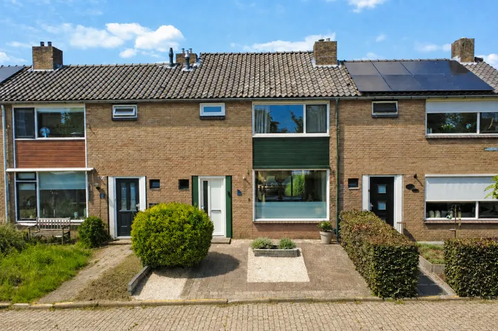 Tussenwoning te koop: van Dorenborchstraat 36, Deventerweg en Polbeek Zutphen