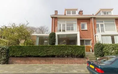 Hoekwoning te huur: Van Dorpstraat 21, Statenkwartier 'S-Gravenhage