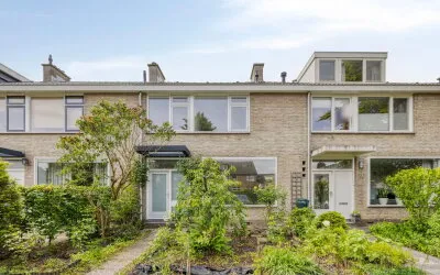 Tussenwoning te koop: Van Duyvenvoordelaan 18, Kruiswiel Hendrik-Ido-Ambacht