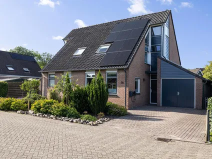 Twee-onder-één-kap te koop: Van Ekelenburgstraat 36, Nieuw-Amsterdam-Centrum Nieuw-Amsterdam