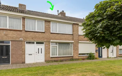 Tussenwoning te koop: Van Goghlaan 40, Scherpdeel Roosendaal