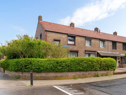 Hoekwoning te koop: Van Goudoeverstraat 1, Oud-Geleen en Haesselderveld Geleen