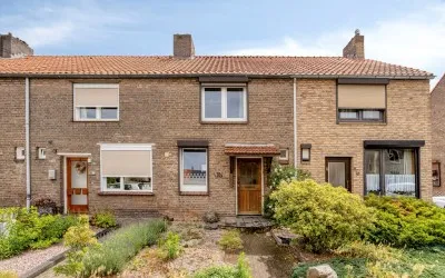 Tussenwoning te koop: Van Goudoeverstraat 39, Oud-Geleen en Haesselderveld Geleen