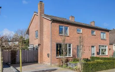 Twee-onder-één-kap te koop: Van Haeringenstraat 72, Dedemsvaart-Noord Dedemsvaart